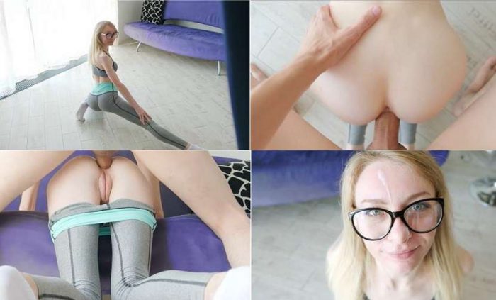 Step Sister in Leggings knows how to Train her Perfect Ass - Lana Emotional - Anal Creampie FullHD 1080p